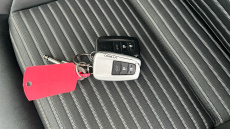 Toyota RAV4 2.5 VVT-i Hybrid Black Edition 5dr CVT Hybrid Estate